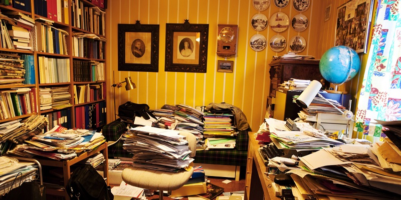 10 Things Your Messy Room Says About Your Personality
